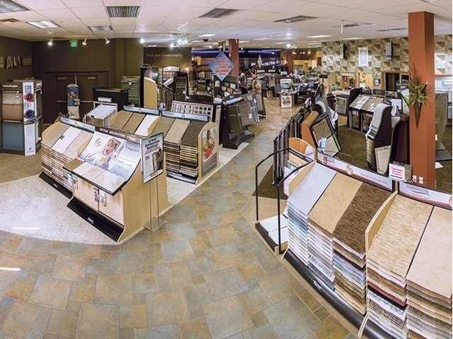 Hunter Douglas Dealer Image