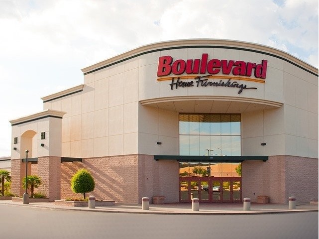 Hunter Douglas Dealer Image